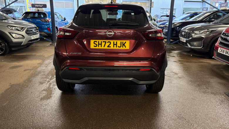 Nissan Juke 1.0 DiG-T 114 N-Connecta 5dr Petrol Hatchback